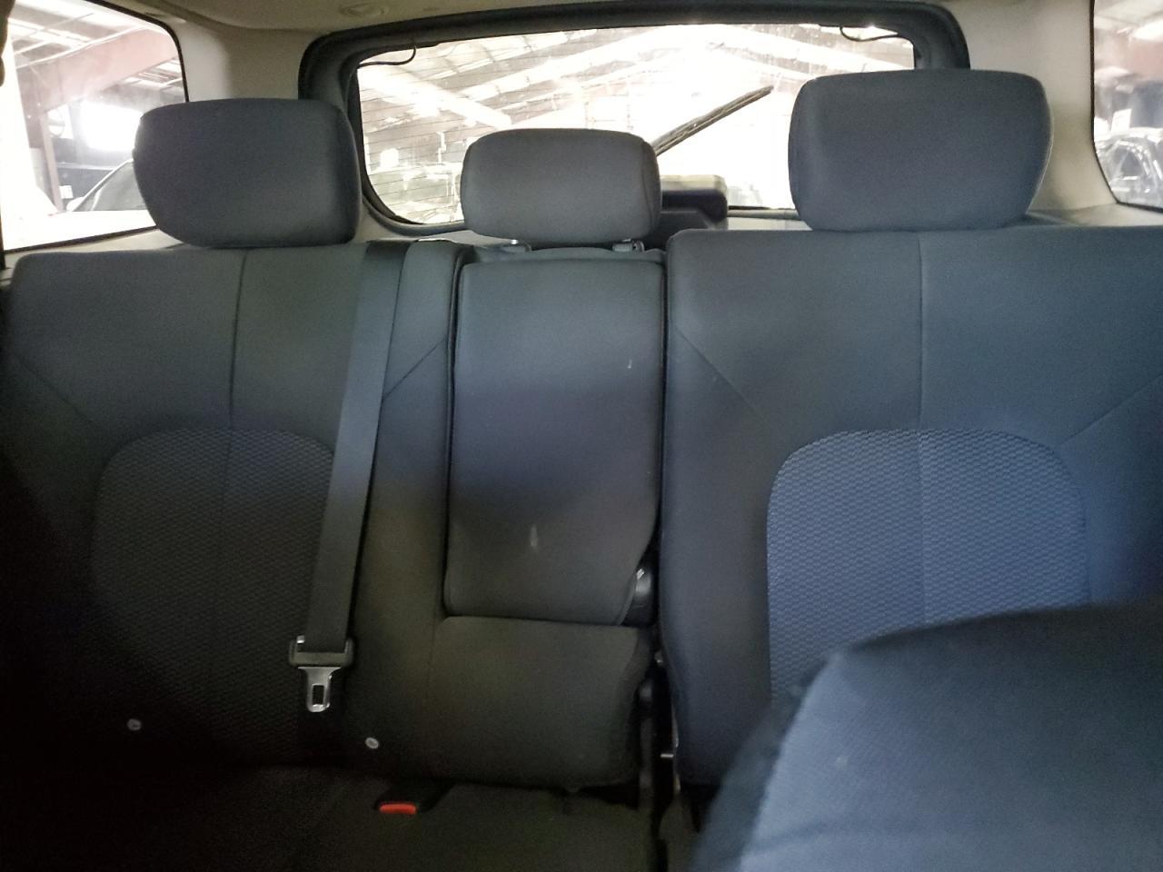 2011 MITSUBISHI Endeavor