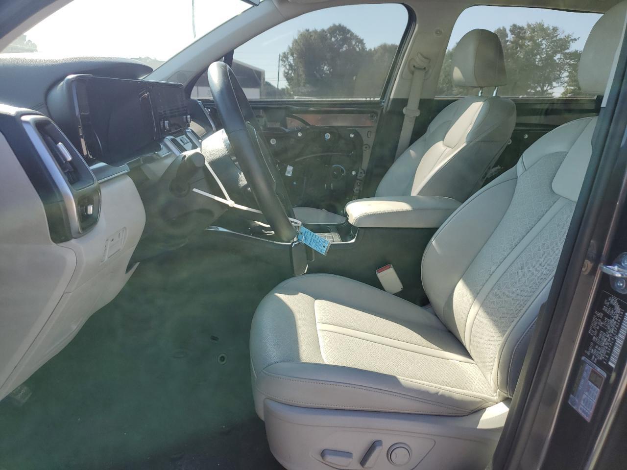 2023 KIA SORENTO
