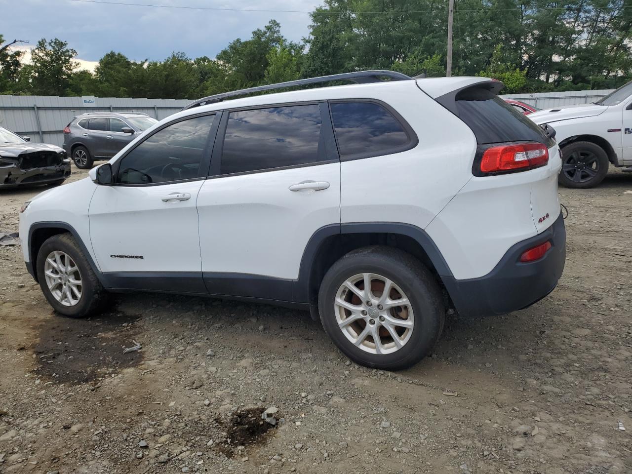 2016 JEEP CHEROKEE