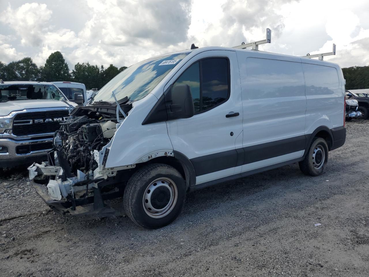 2022 FORD Transit