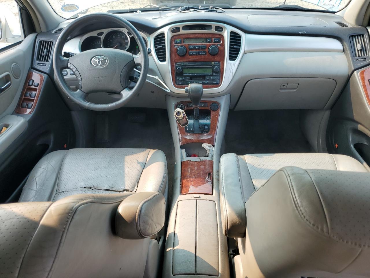 2005 TOYOTA HIGHLANDER