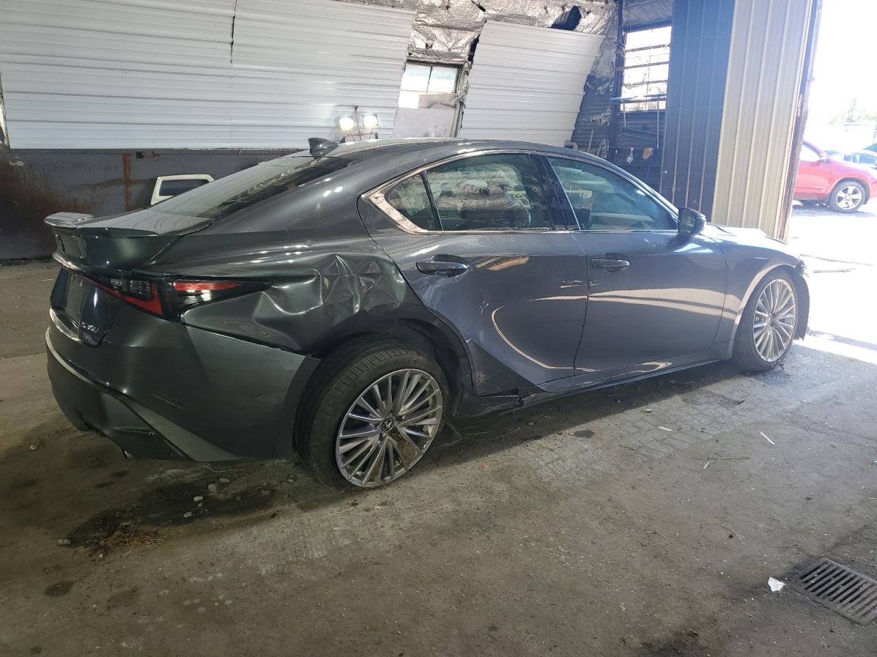 2022 LEXUS IS 300