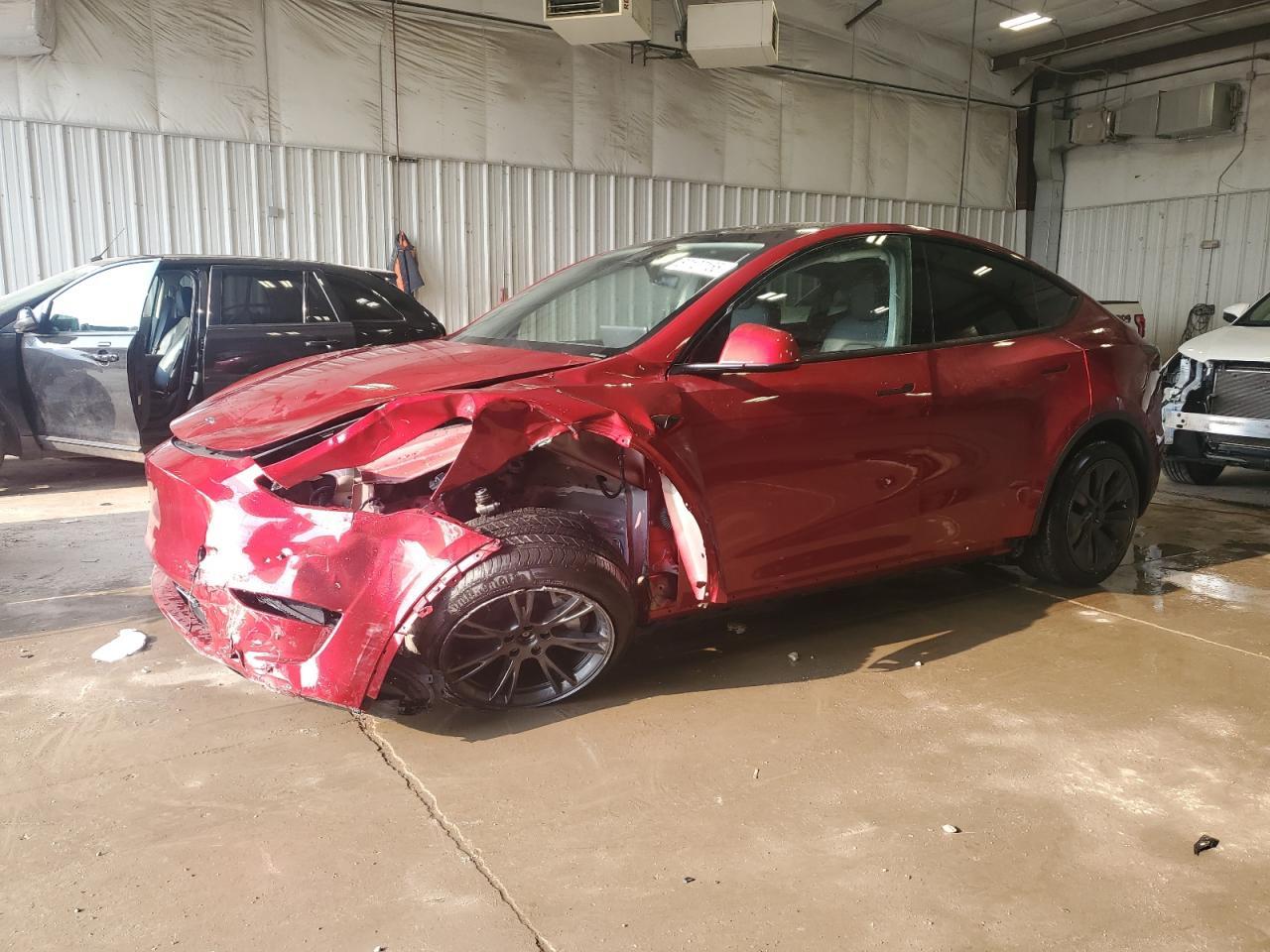 2024 TESLA MODEL Y
