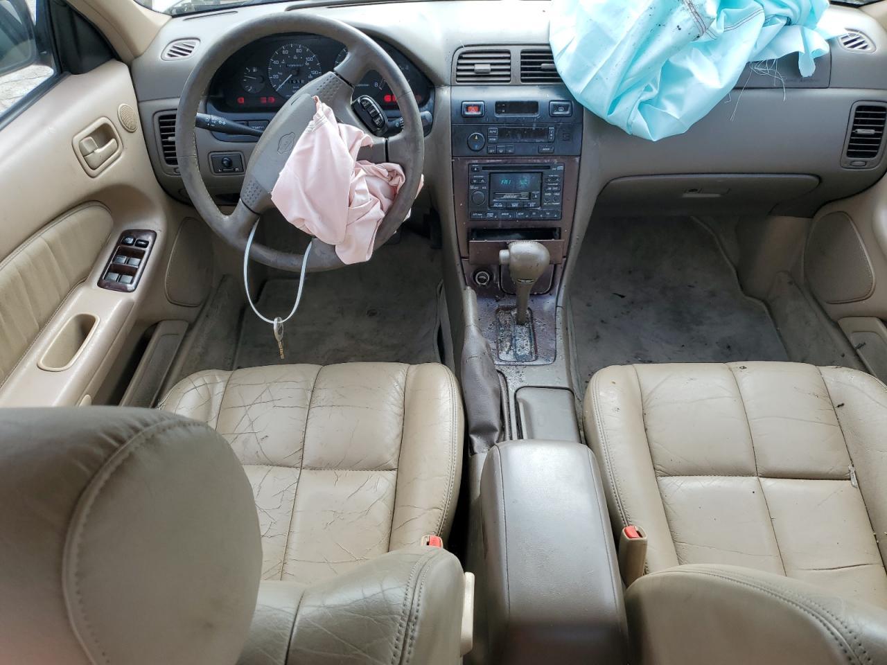 1997 NISSAN Maxima
