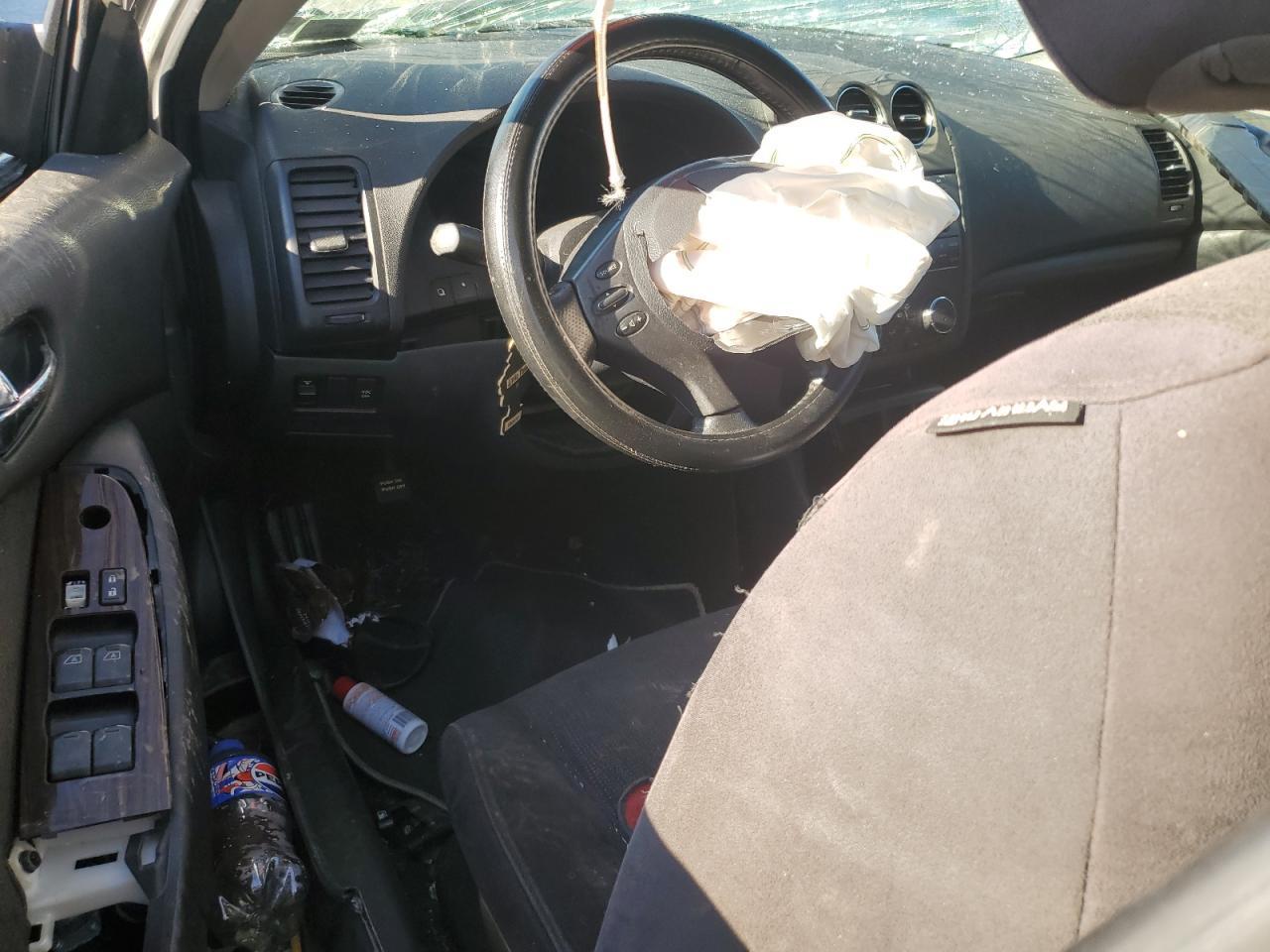 2010 NISSAN ALTIMA