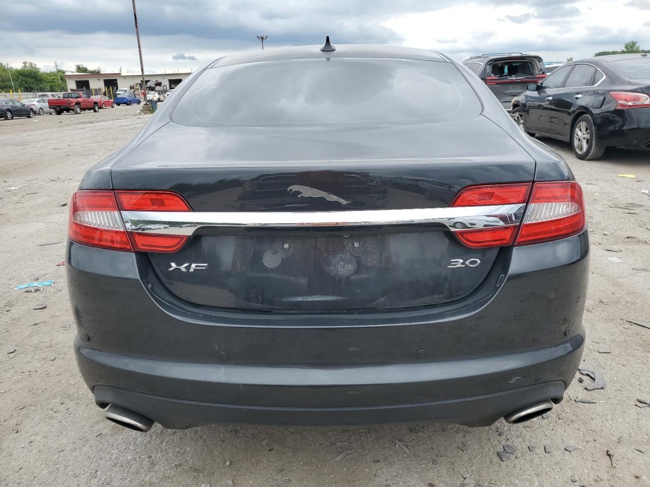 2013 JAGUAR XF