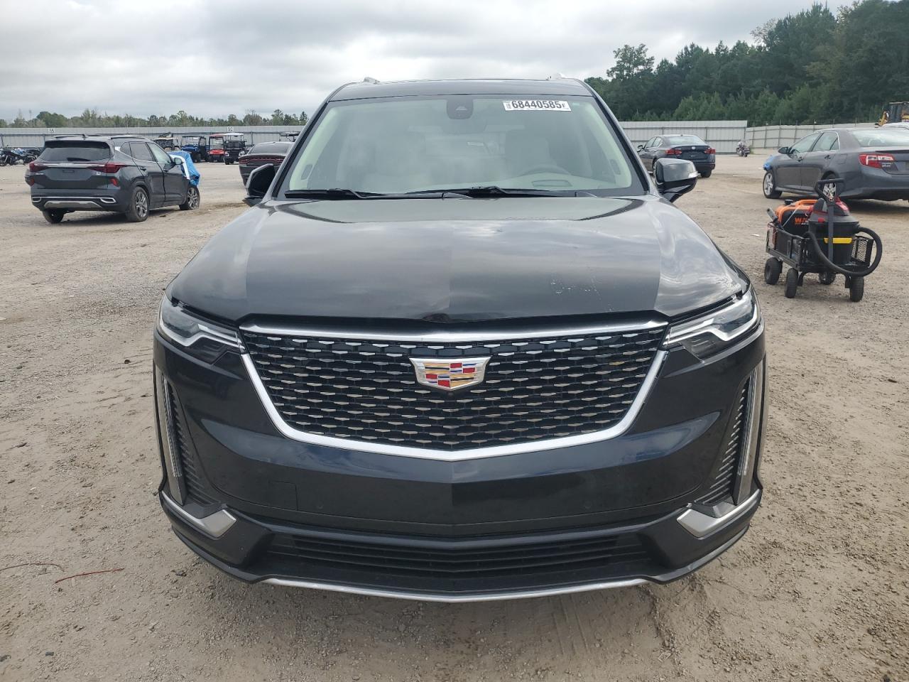 2025 CADILLAC XT6