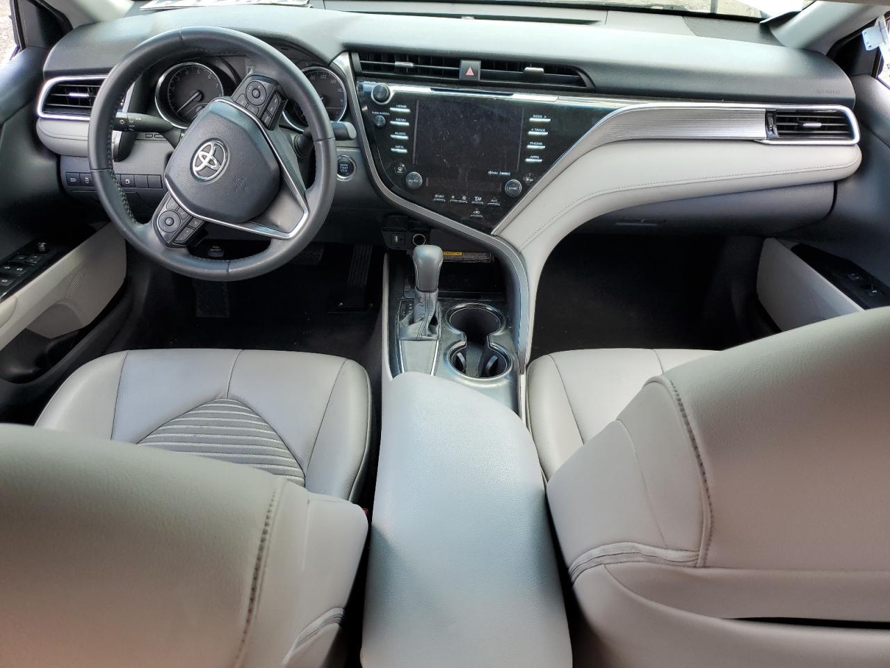 2018 TOYOTA CAMRY