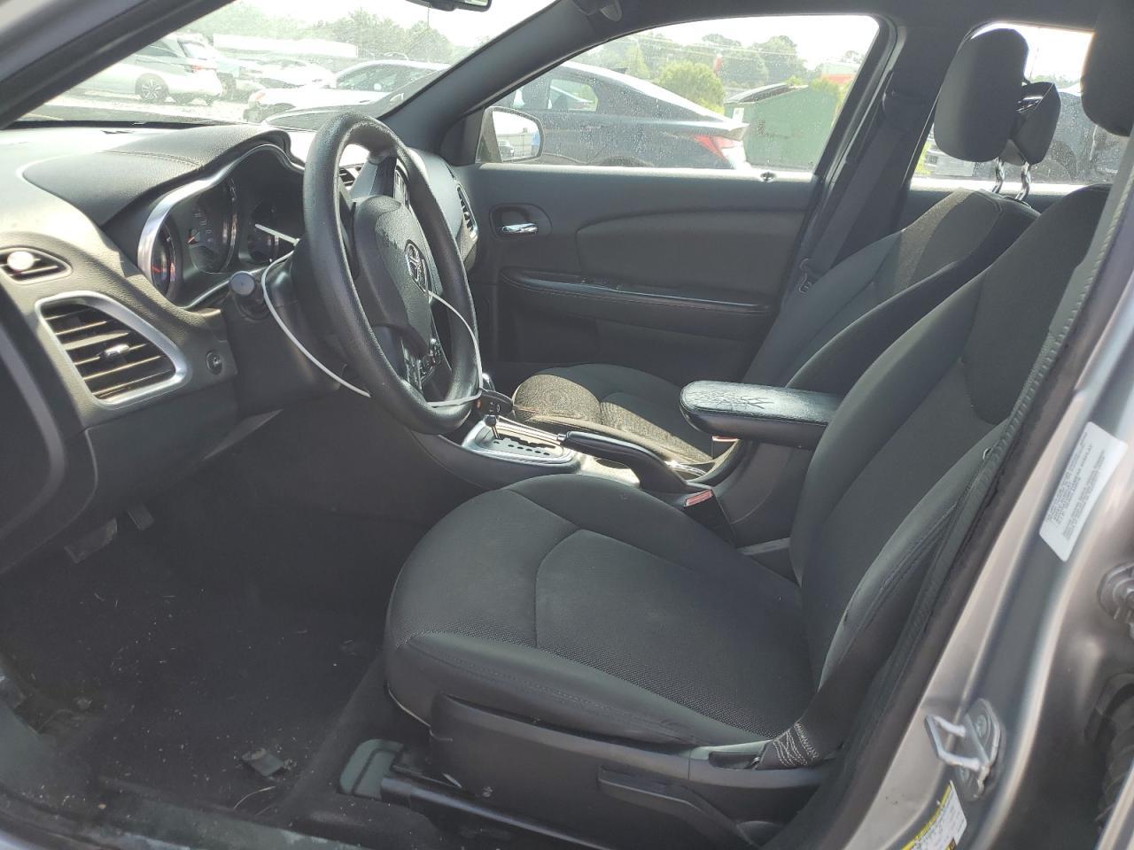 2014 DODGE Avenger