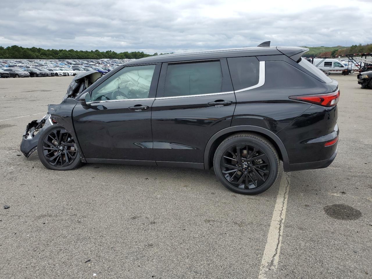 2023 MITSUBISHI outlander