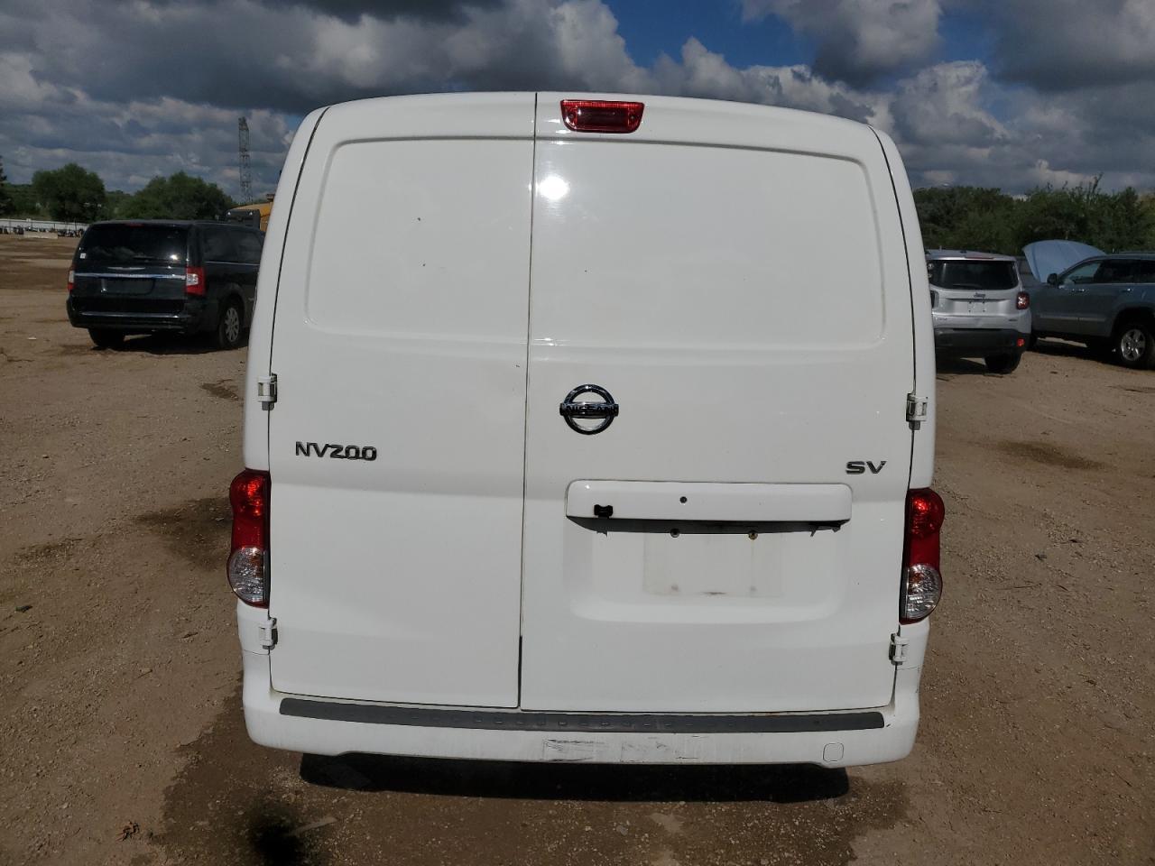 2019 NISSAN NV 200