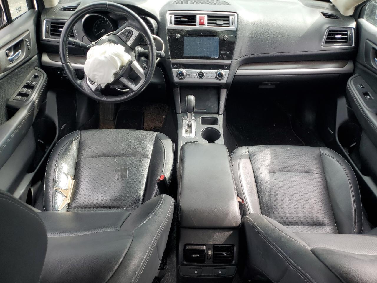 2016 SUBARU Legacy