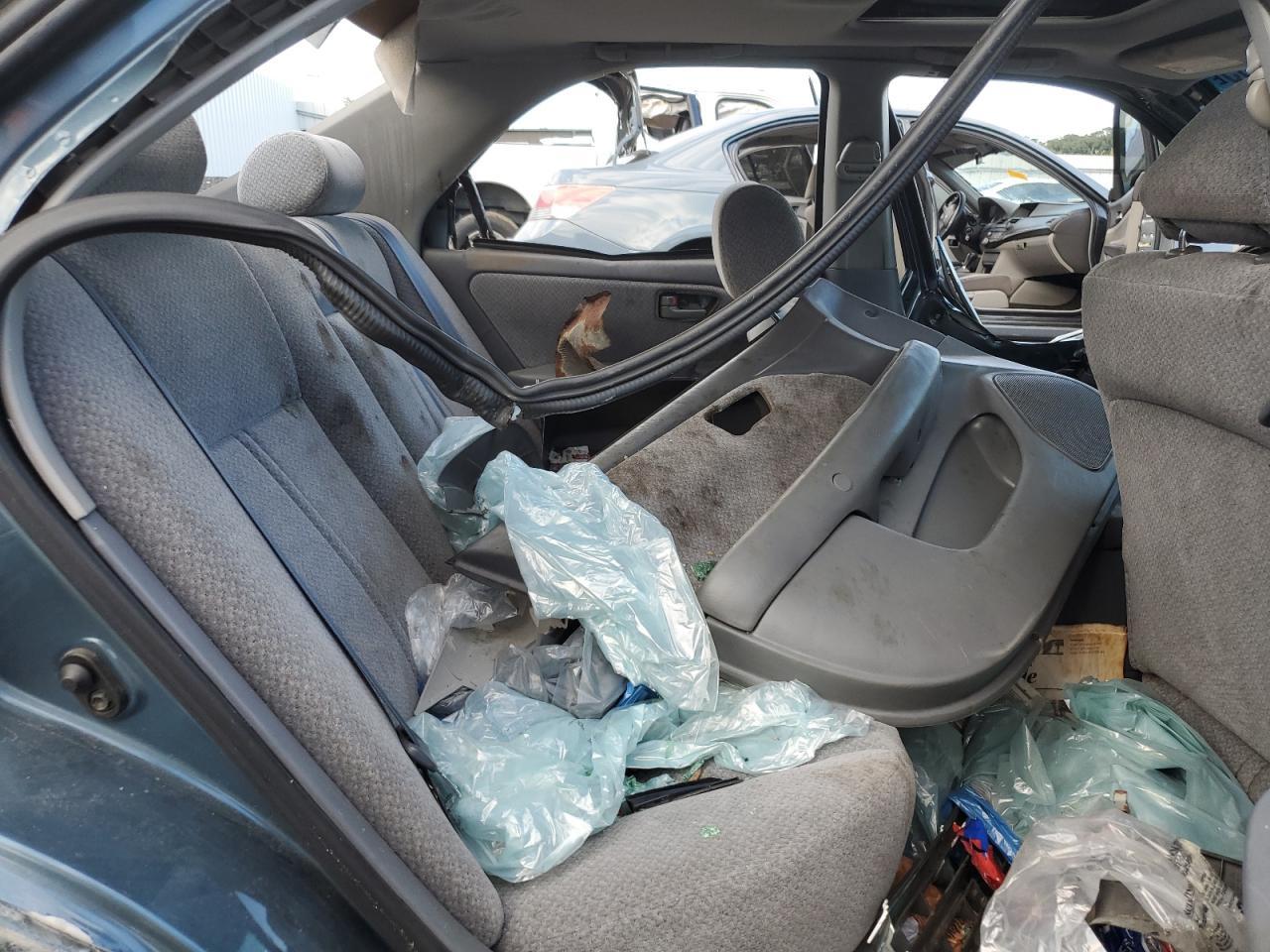 2000 TOYOTA CAMRY