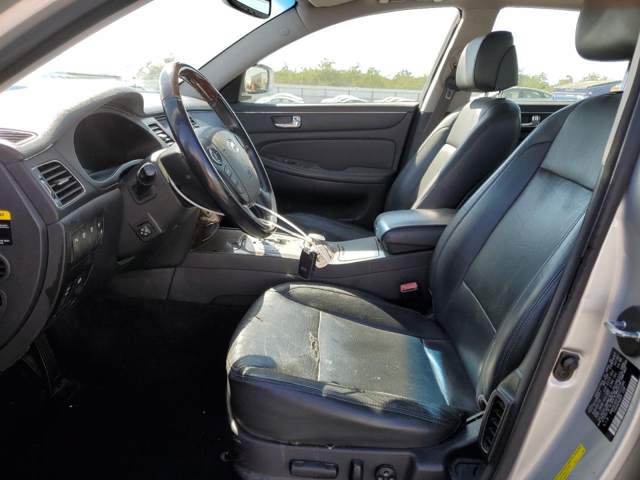 2011 HYUNDAI GENESIS