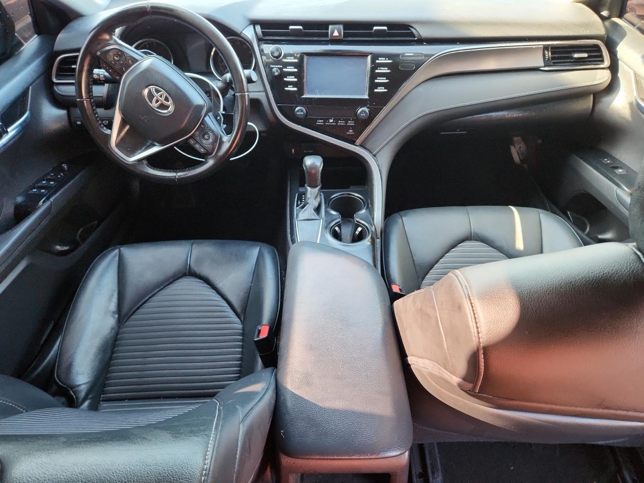 2019 TOYOTA CAMRY
