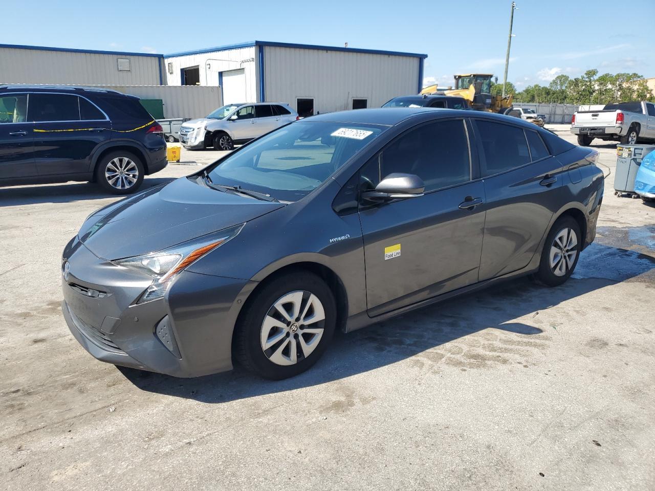 2017 TOYOTA PRIUS