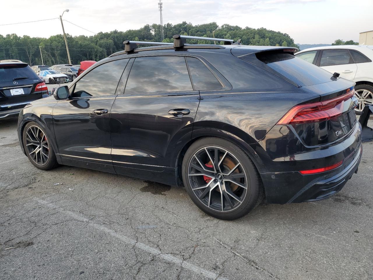 2020 AUDI Q8