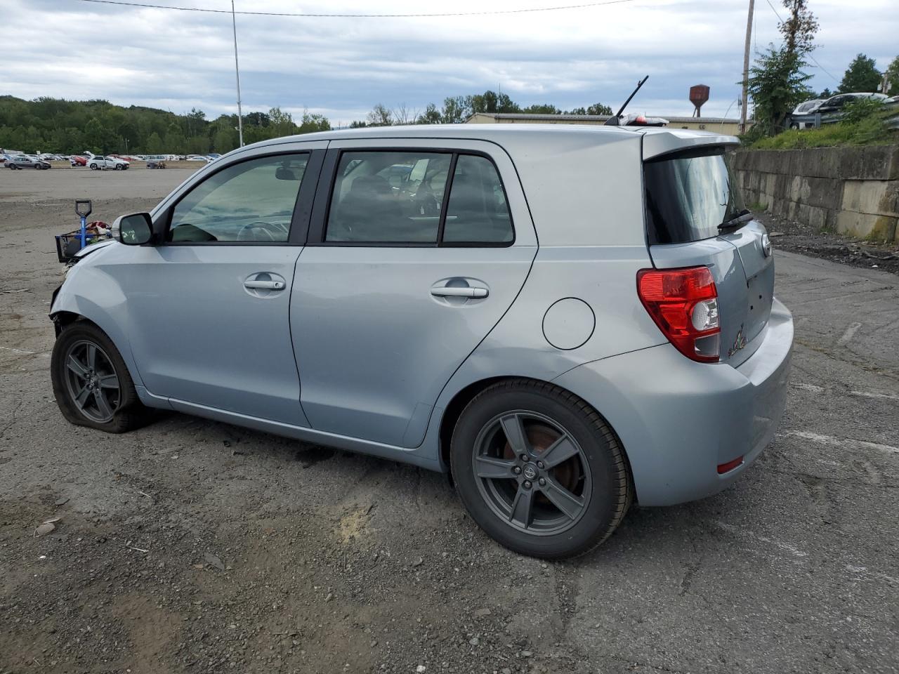 2013 TOYOTA SCION
