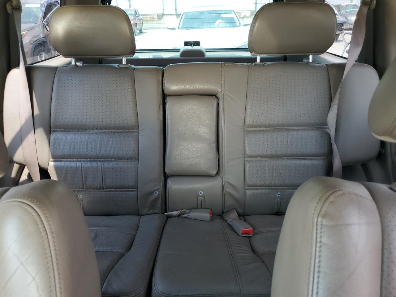 2004 NISSAN PATHFINDER