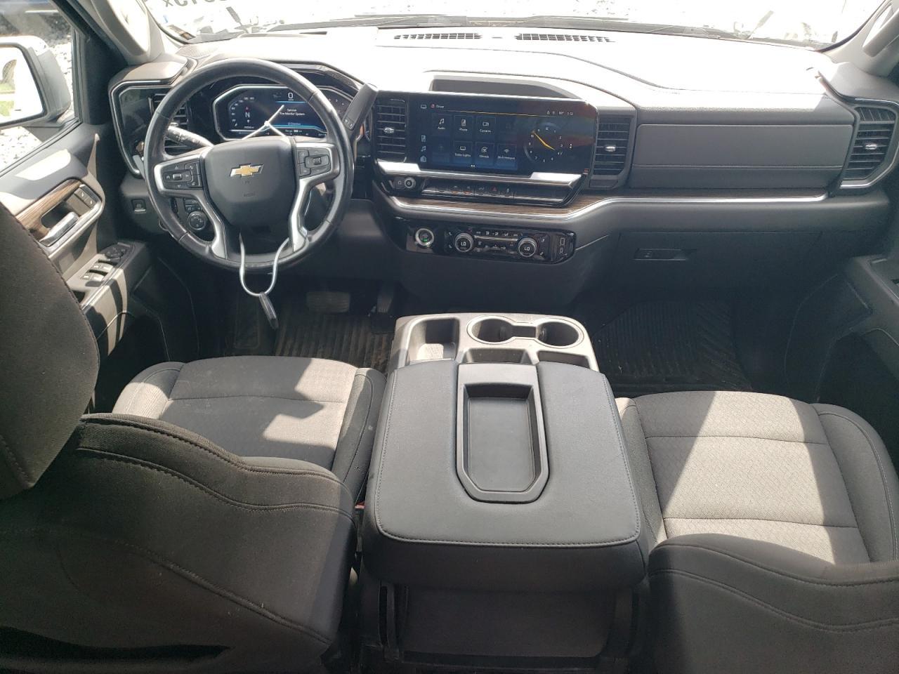 2022 CHEVROLET Silverado