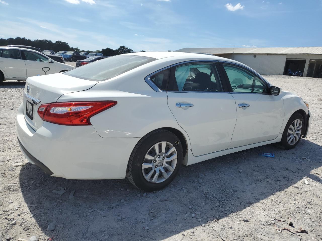2016 NISSAN ALTIMA
