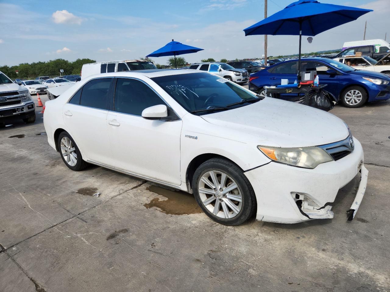 2012 TOYOTA CAMRY