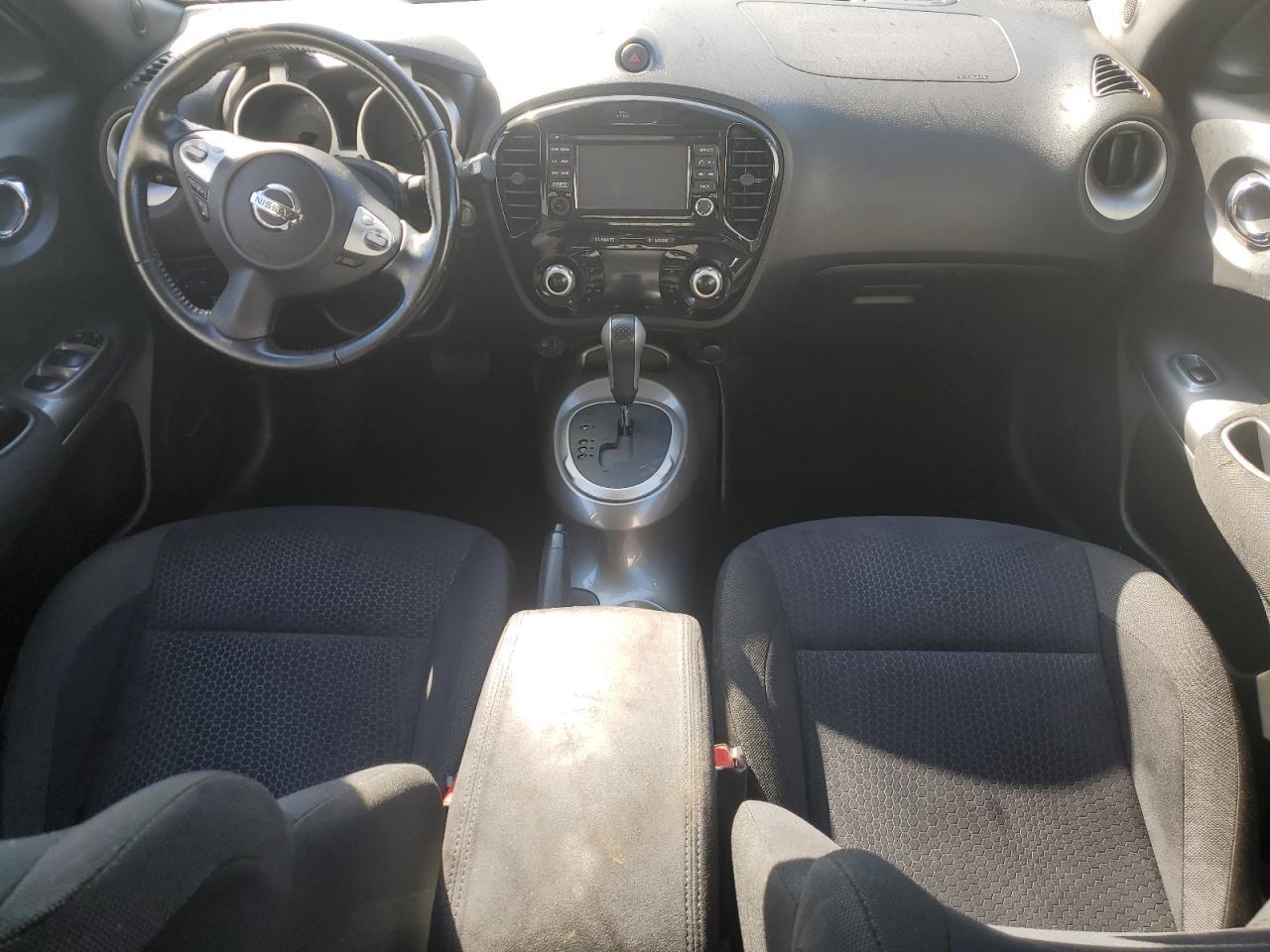 2015 NISSAN Juke
