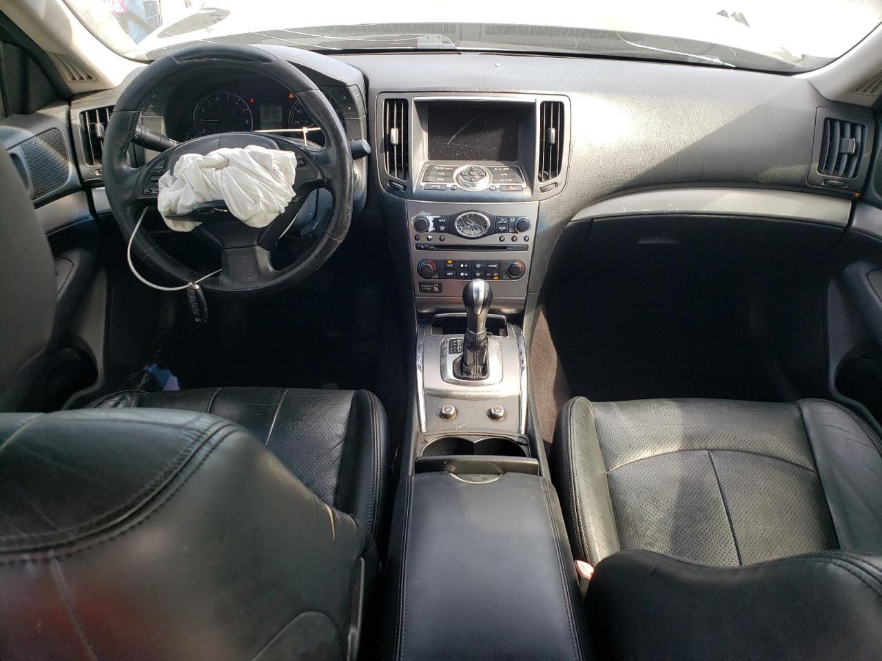 2011 INFINITI G25
