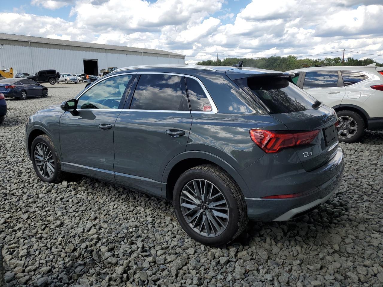 2022 AUDI Q3