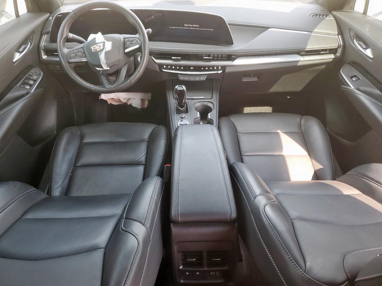 2024 CADILLAC XT4