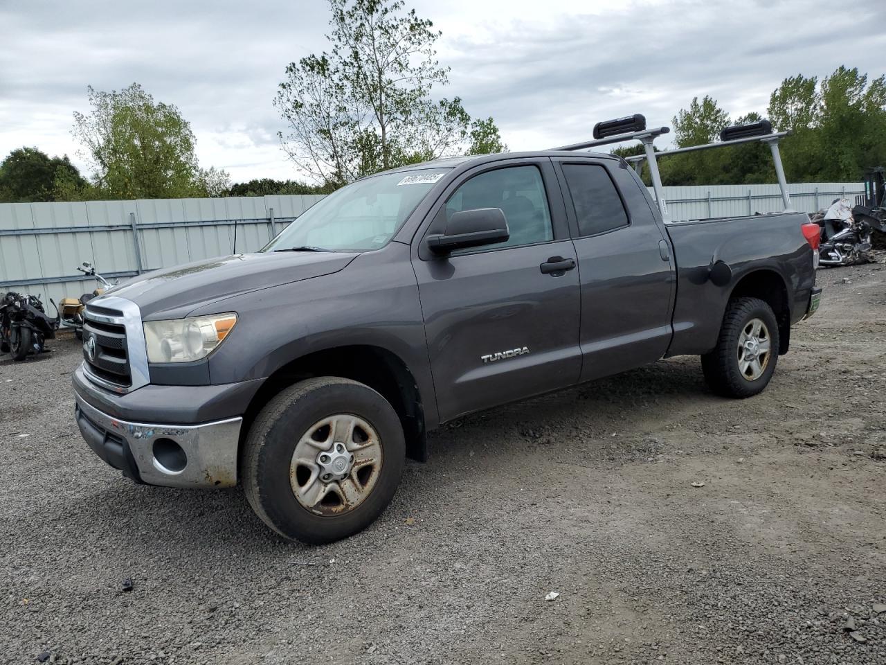 2011 TOYOTA TUNDRA