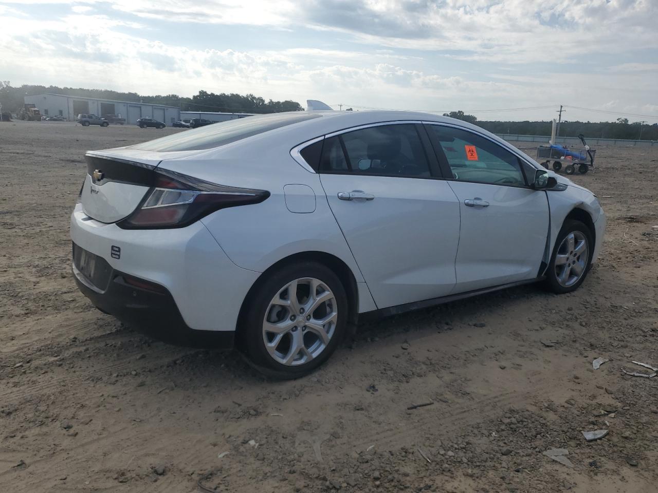 2017 CHEVROLET VOLT