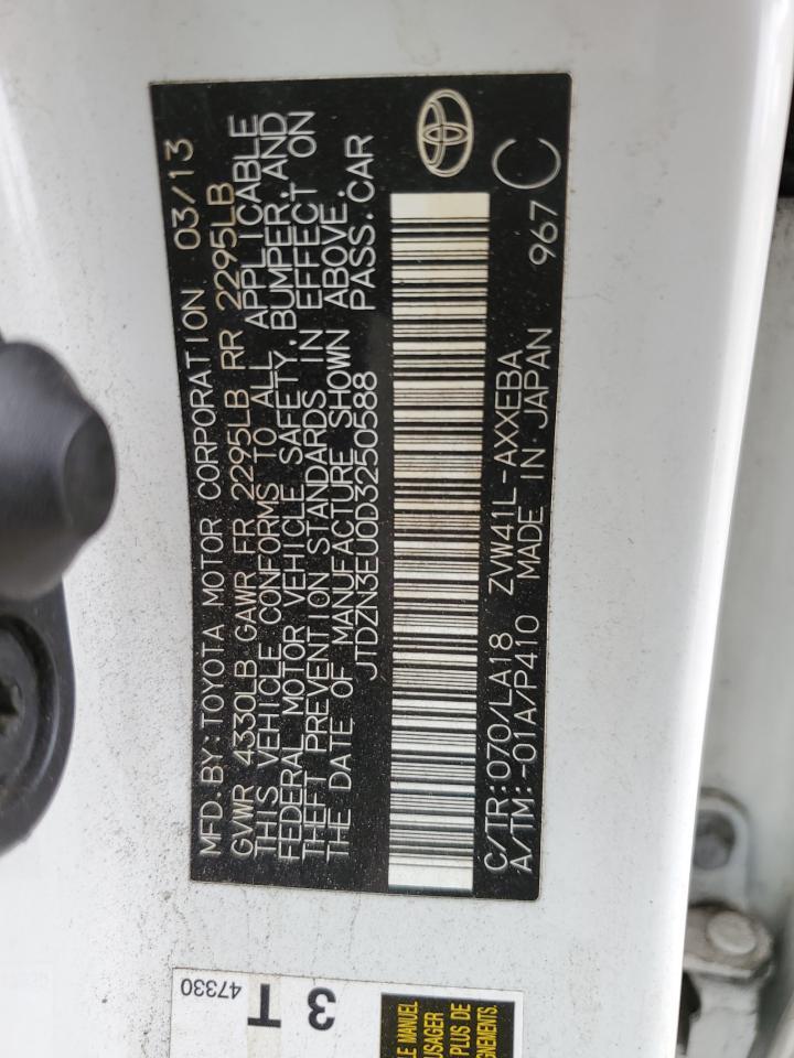 2013 TOYOTA PRIUS V
