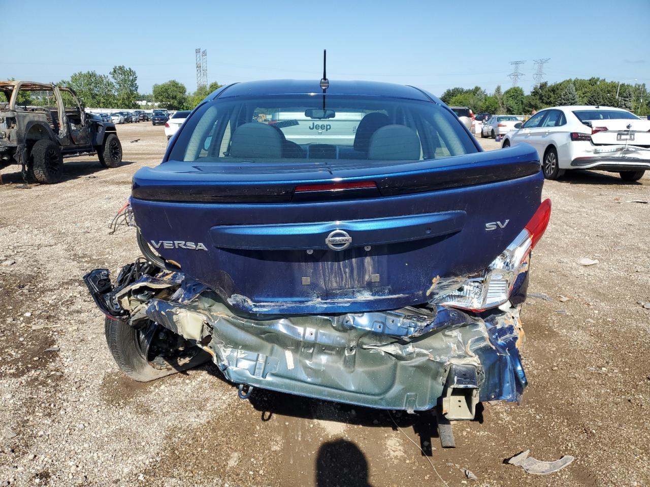 2019 NISSAN VERSA