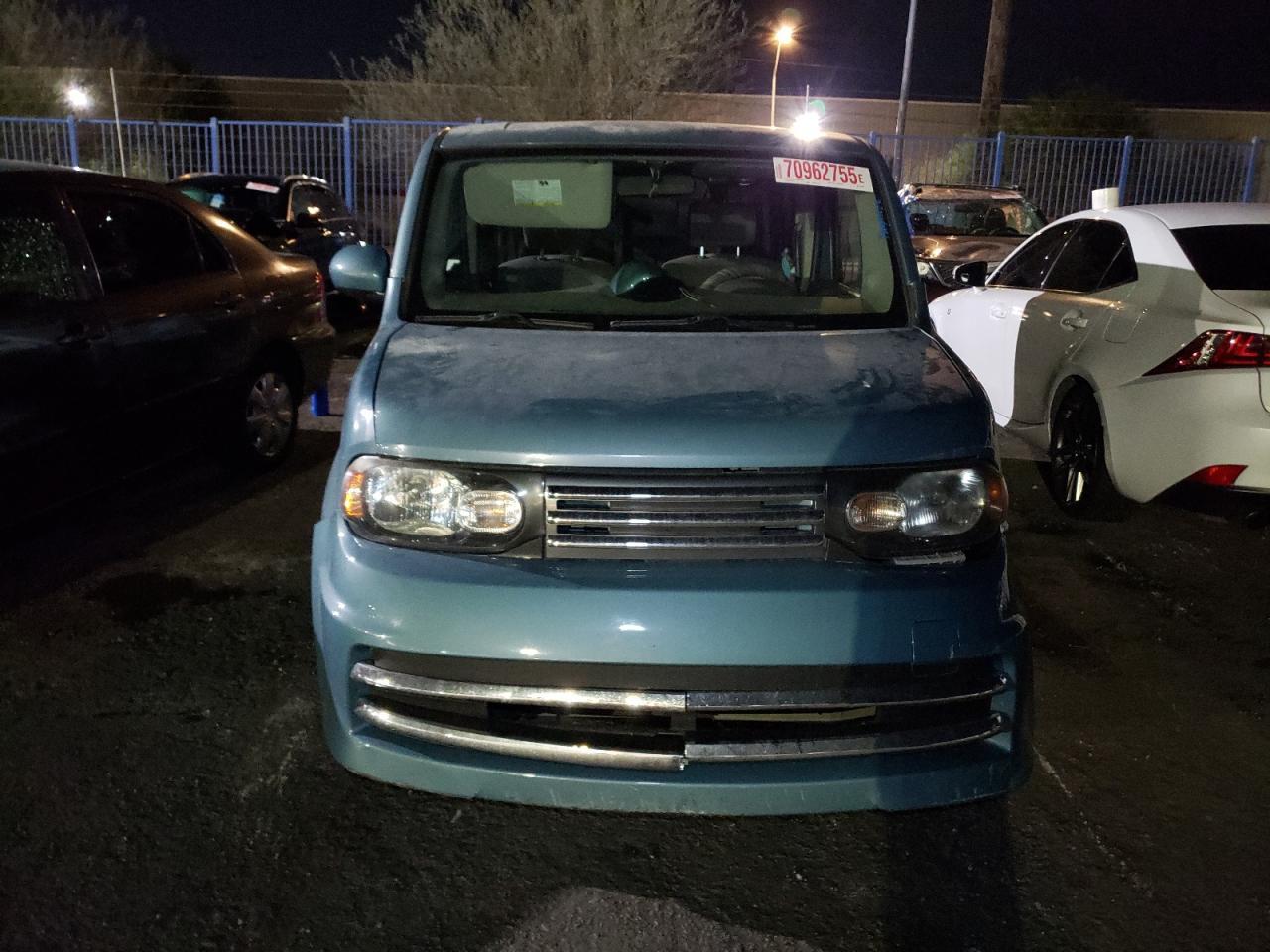 2011 NISSAN CUBE