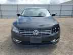 2013 VOLKSWAGEN Passat