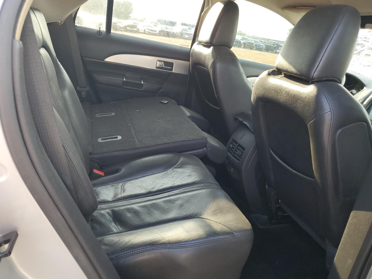 2011 LINCOLN MKX