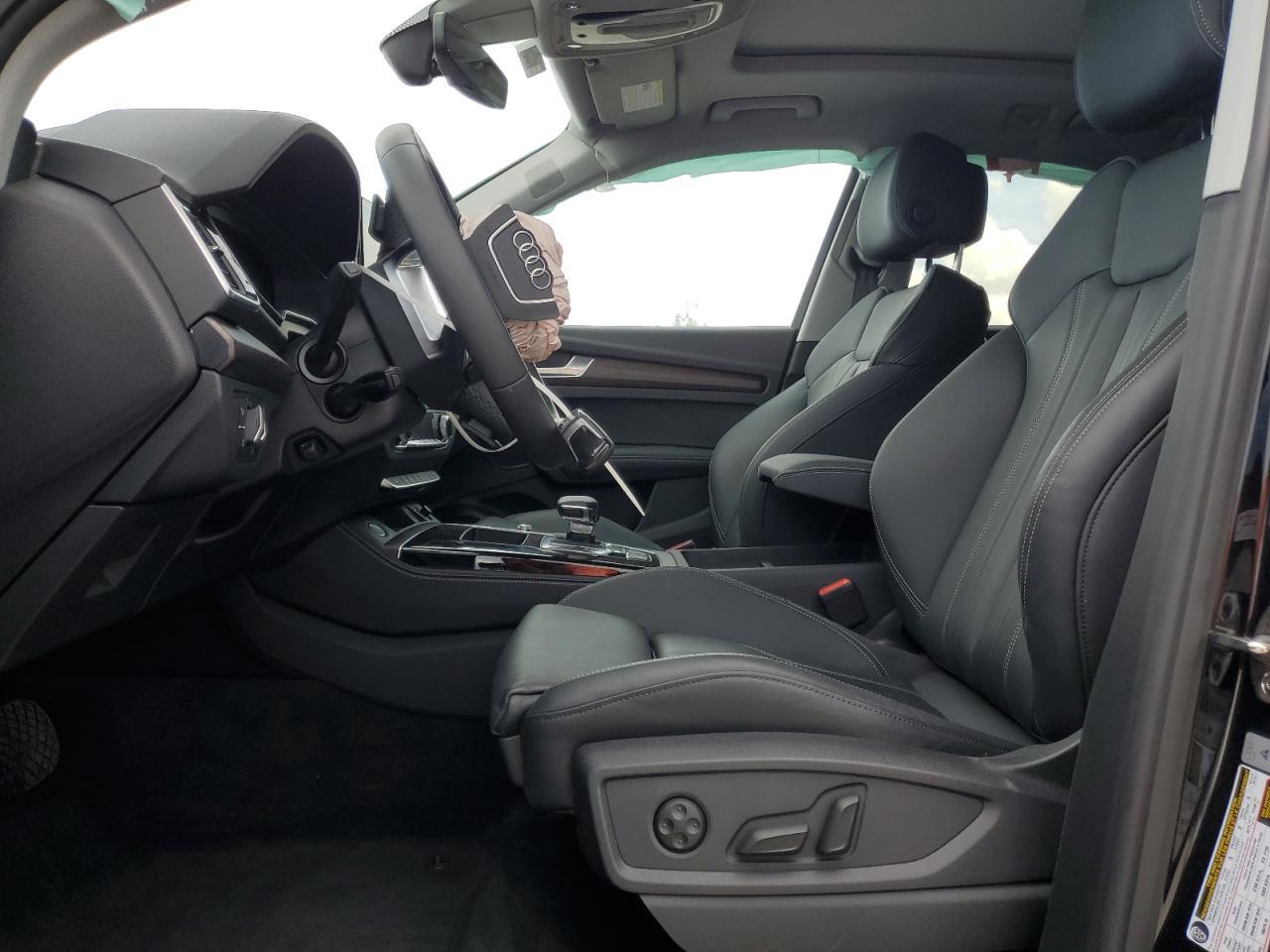 2024 AUDI Q5