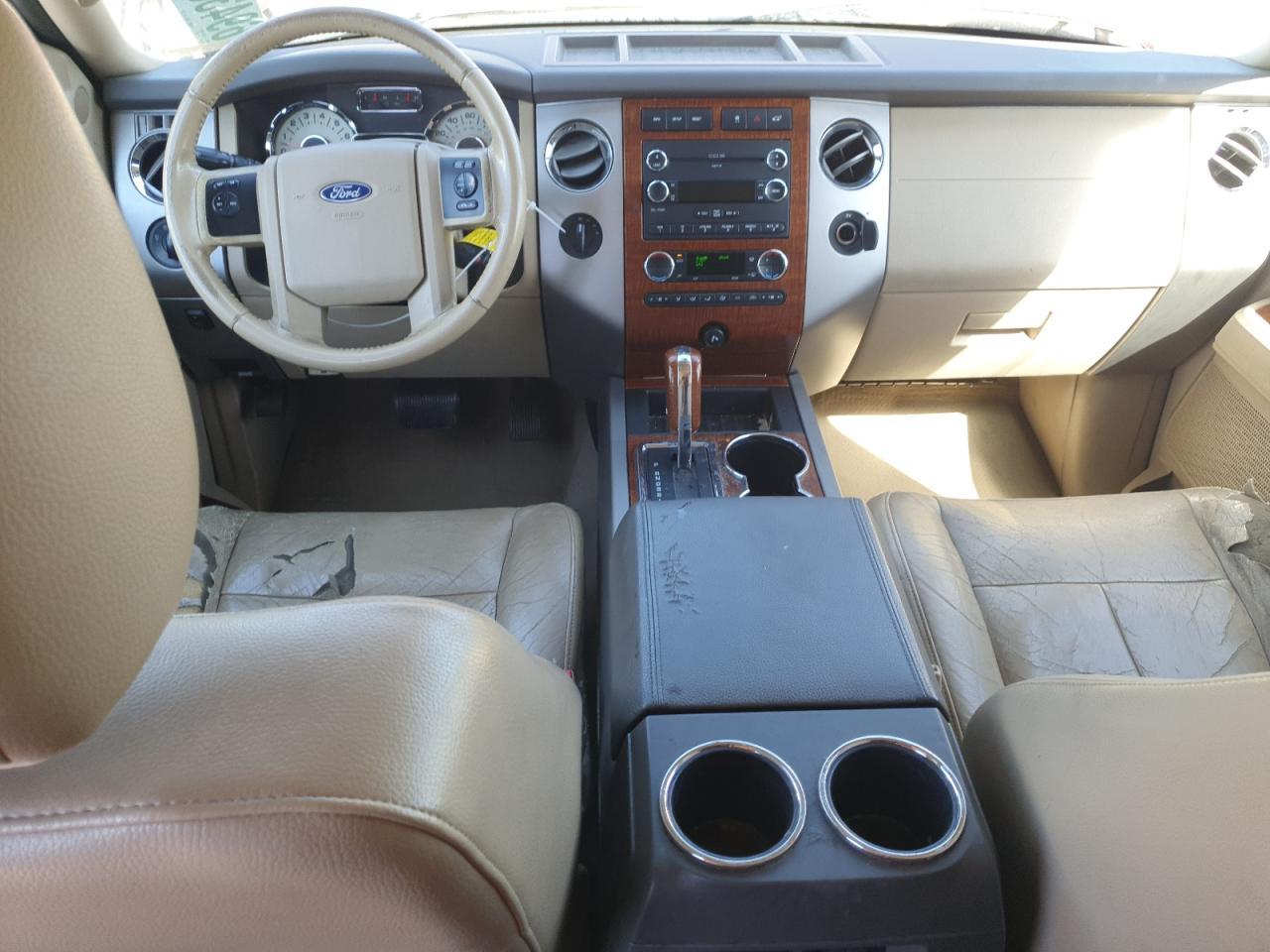 2010 FORD Expedition