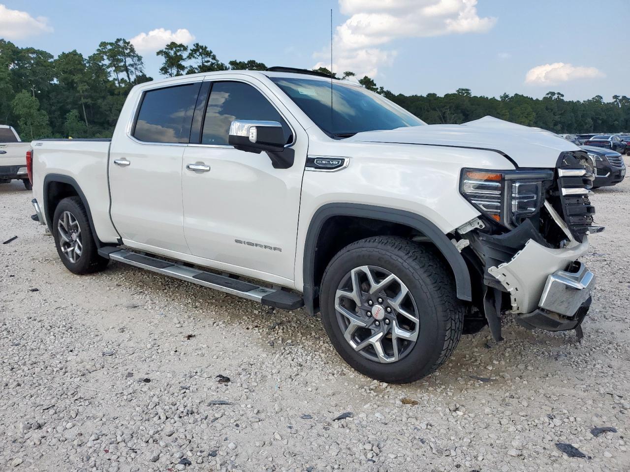 2022 GMC Sierra