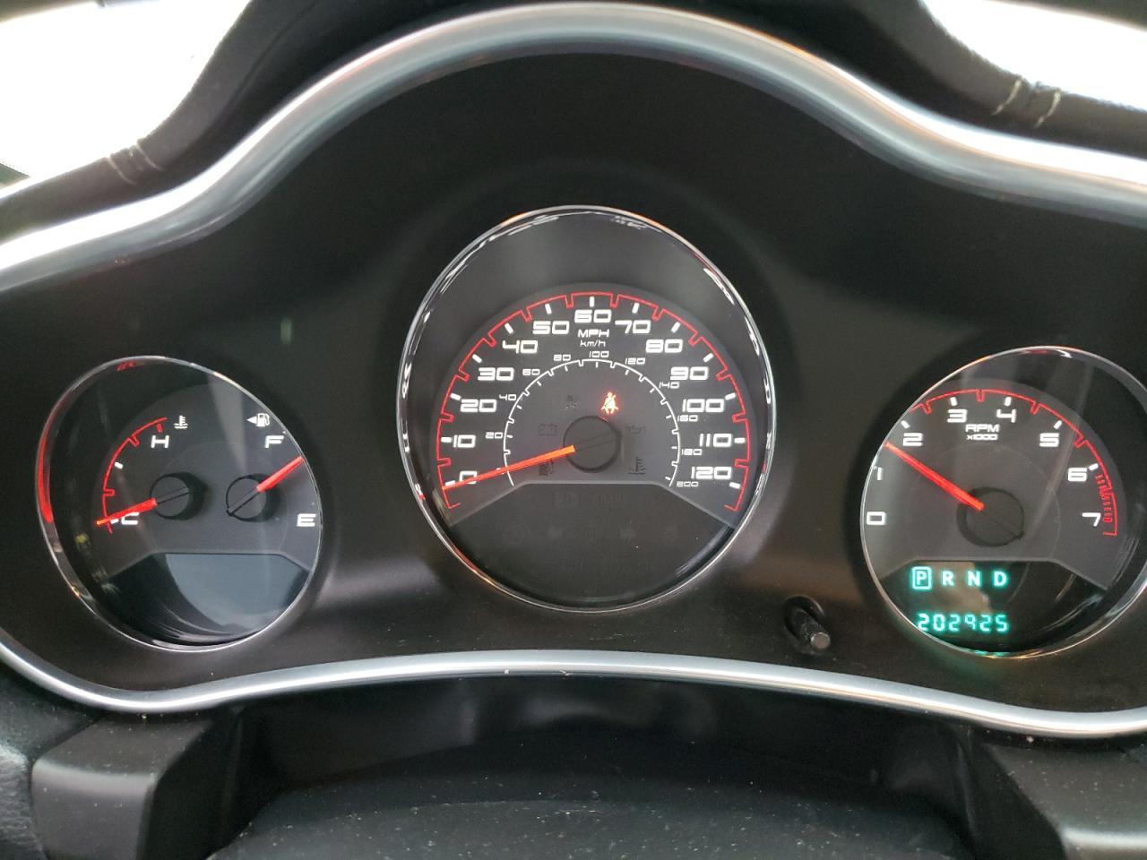 2013 DODGE Avenger