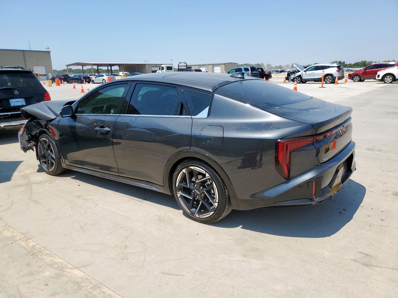 2025 KIA K4