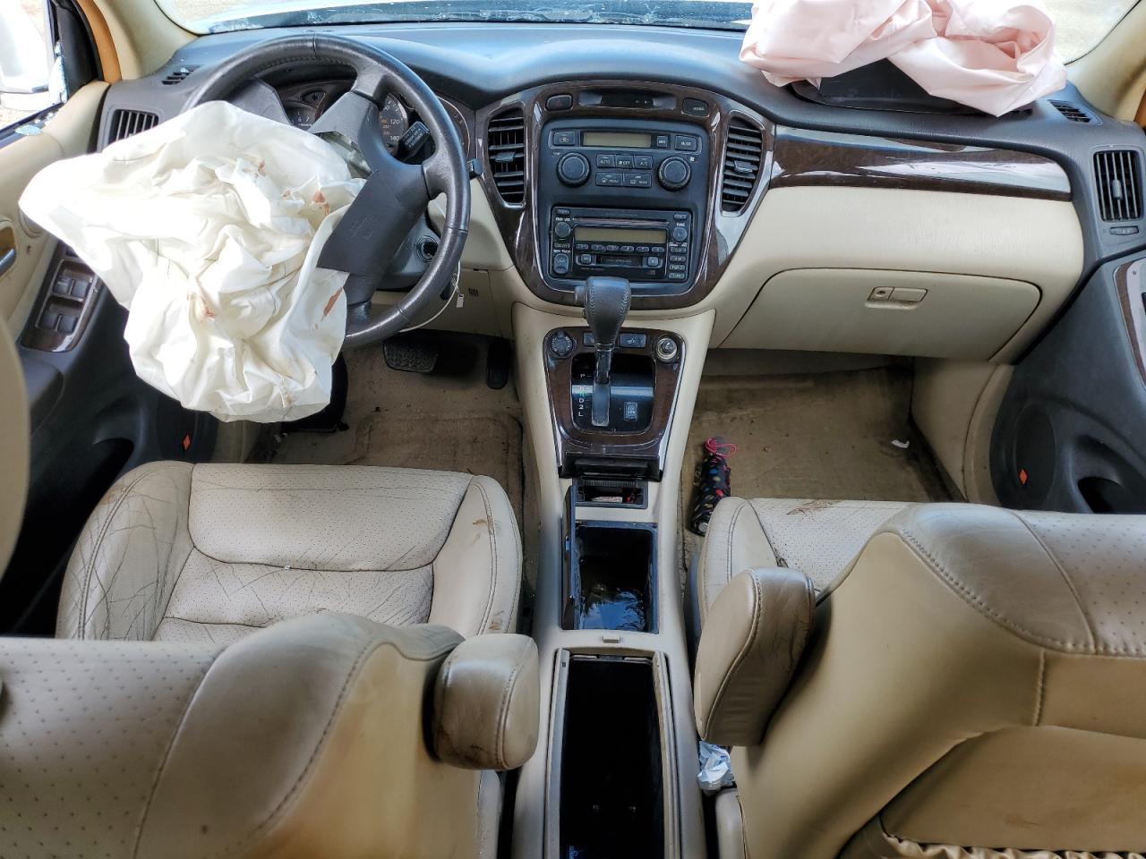 2003 TOYOTA HIGHLANDER