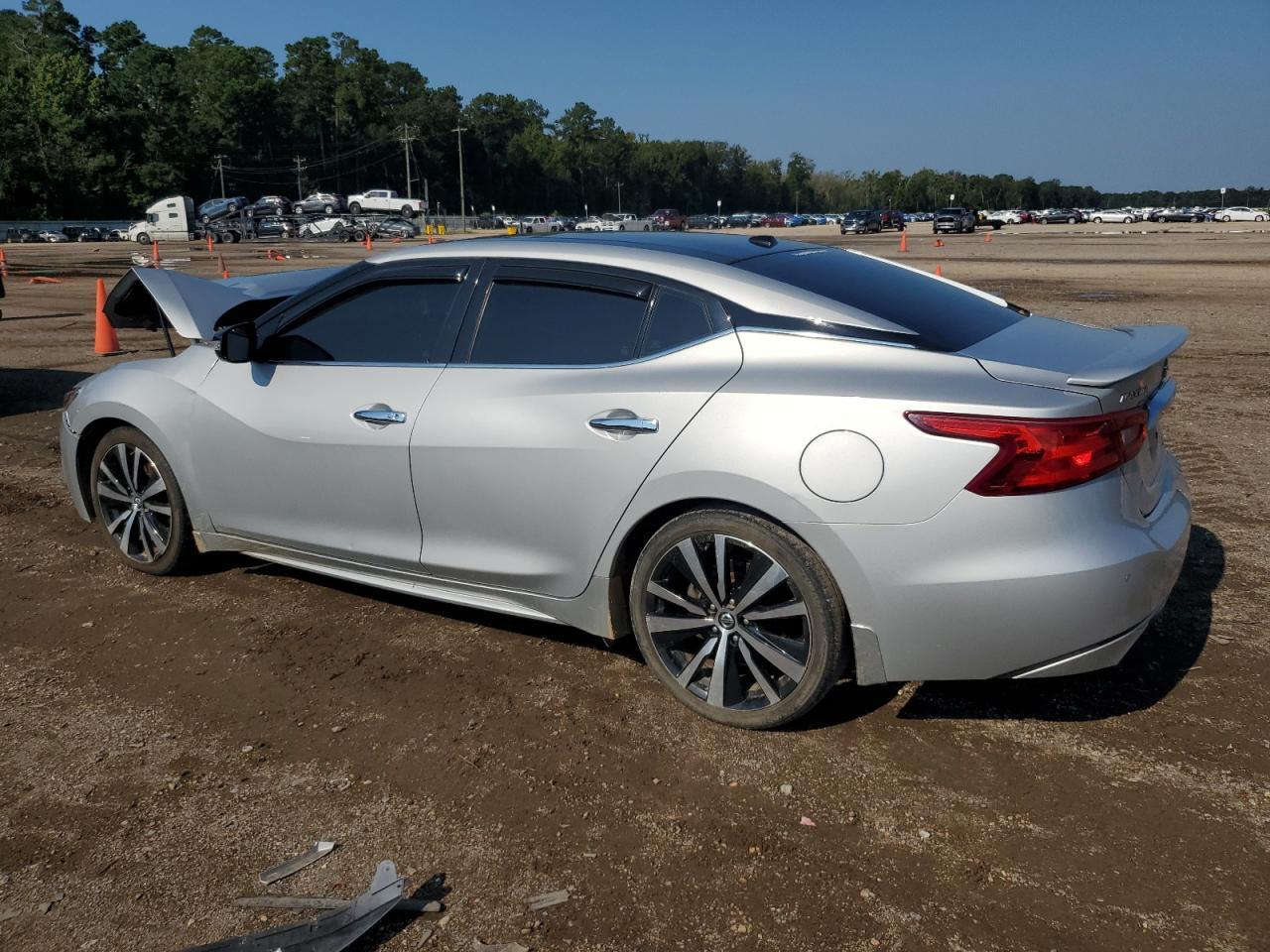2018 NISSAN Maxima