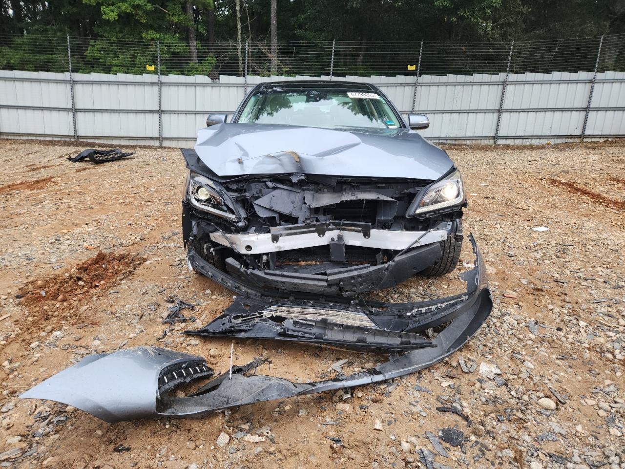 2015 HYUNDAI GENESIS