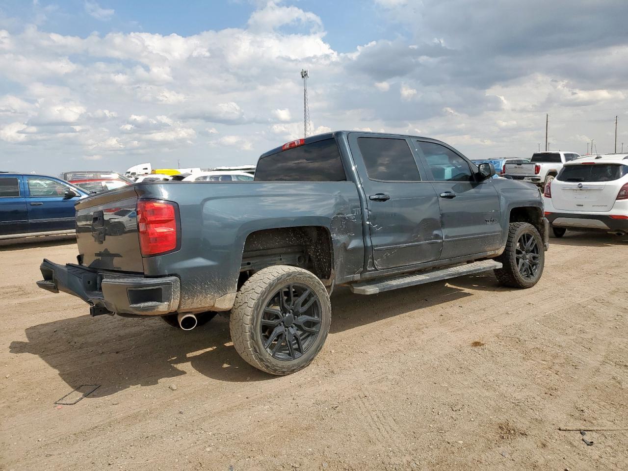 2018 CHEVROLET Silverado