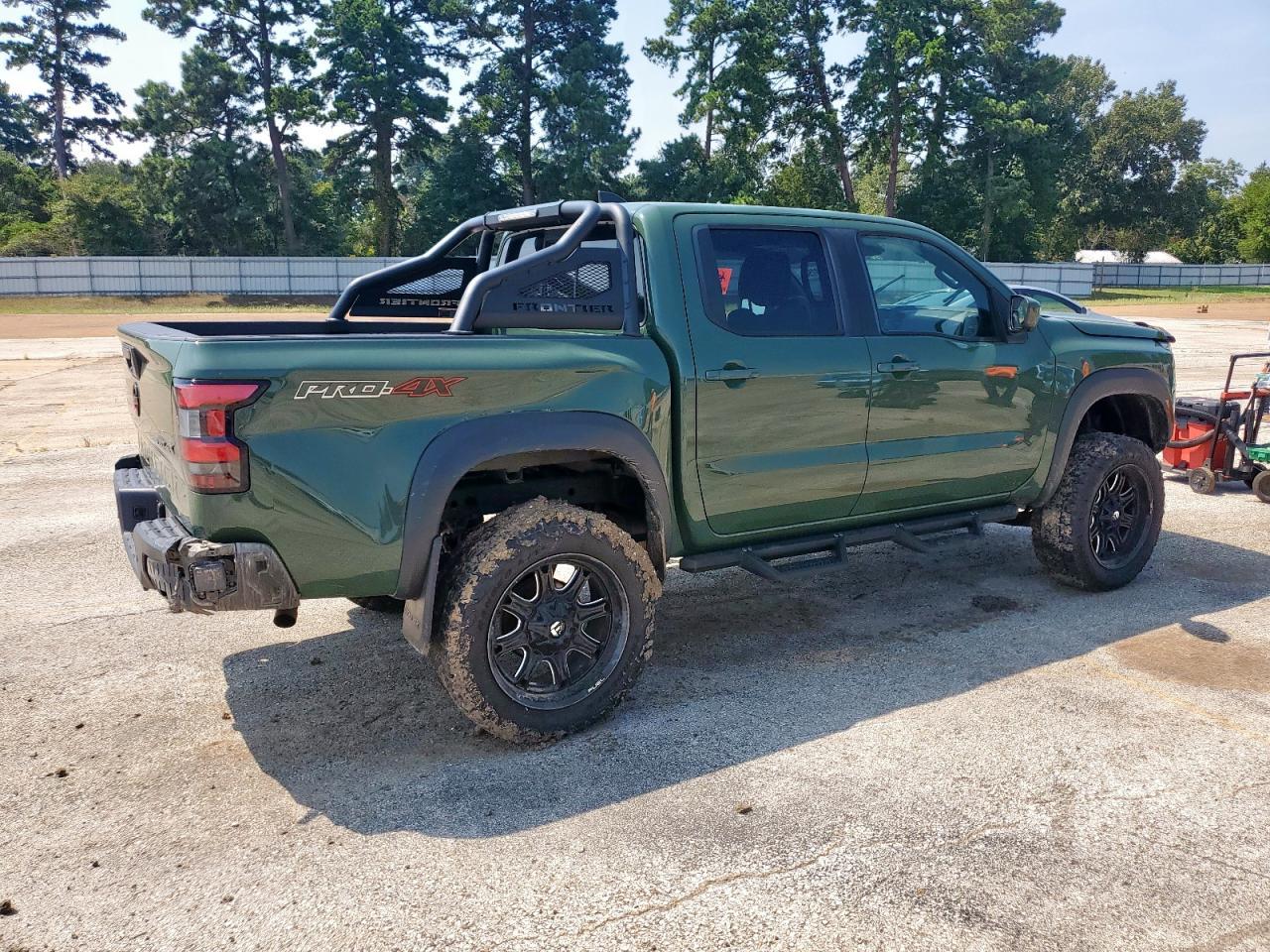 2022 NISSAN Frontier