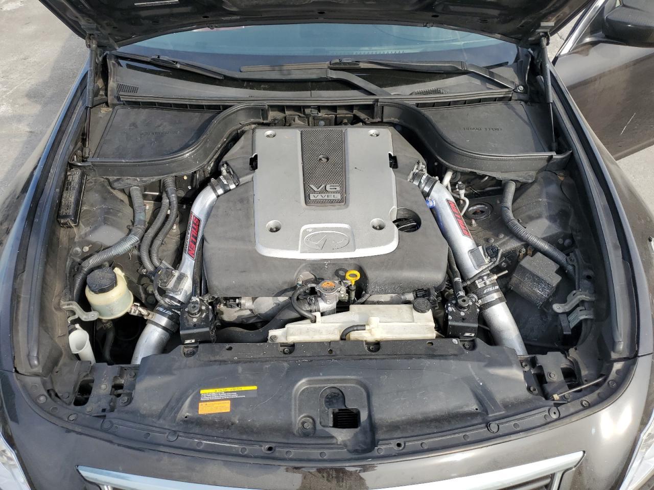2011 INFINITI G37