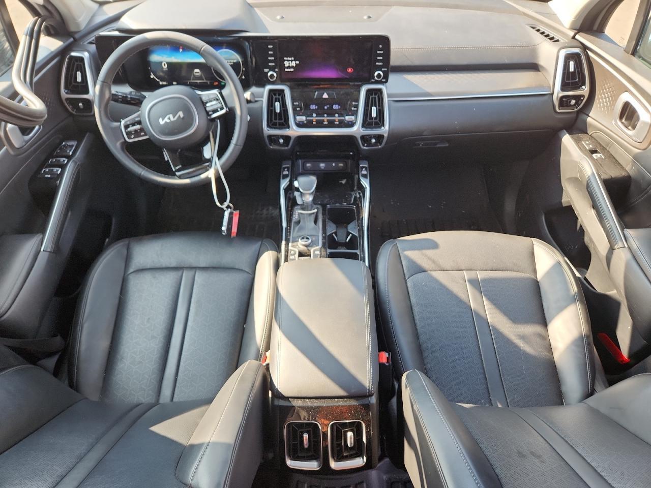 2023 KIA SORENTO