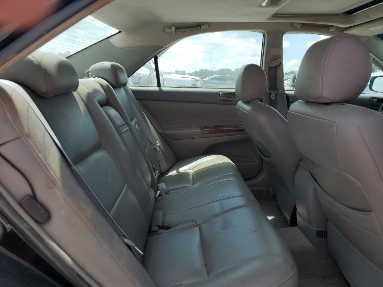 2004 TOYOTA CAMRY